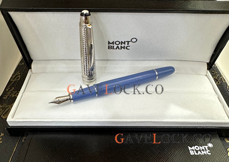 New Arrival! Montblanc Meisterstuck Glacier Fountain Mid-size  New Arrival! Montblanc Meisterstuck Glacier Fountain Mid-size